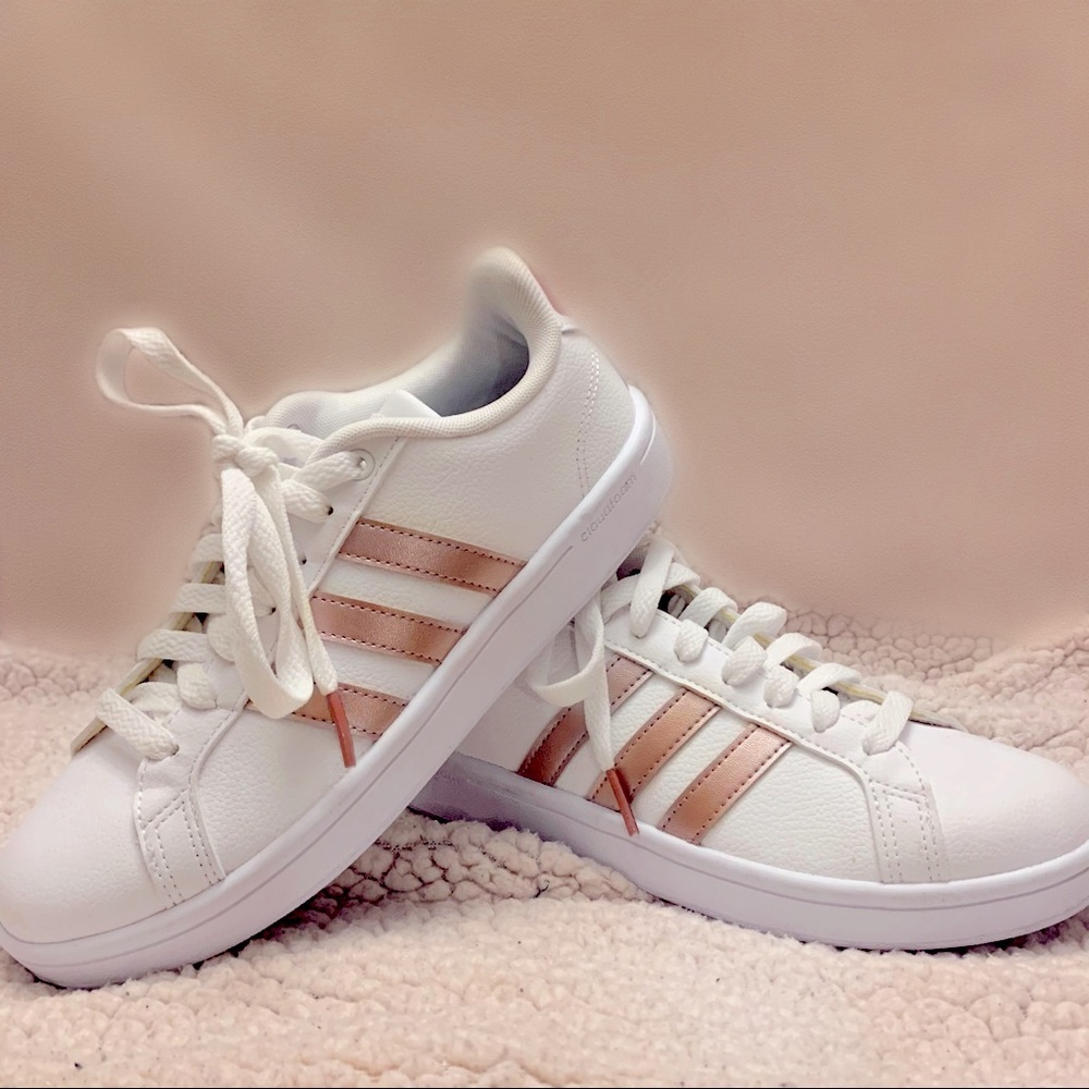 NWOT Rose gold adidas grand court sneakers